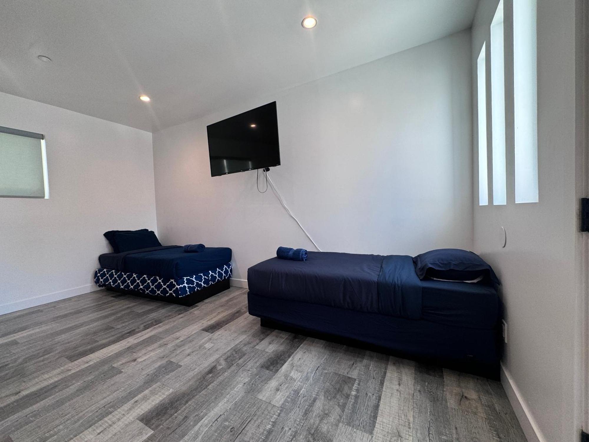 Cheerful 4Br Home With Parking In East Hollywood Лос Анджелис Екстериор снимка