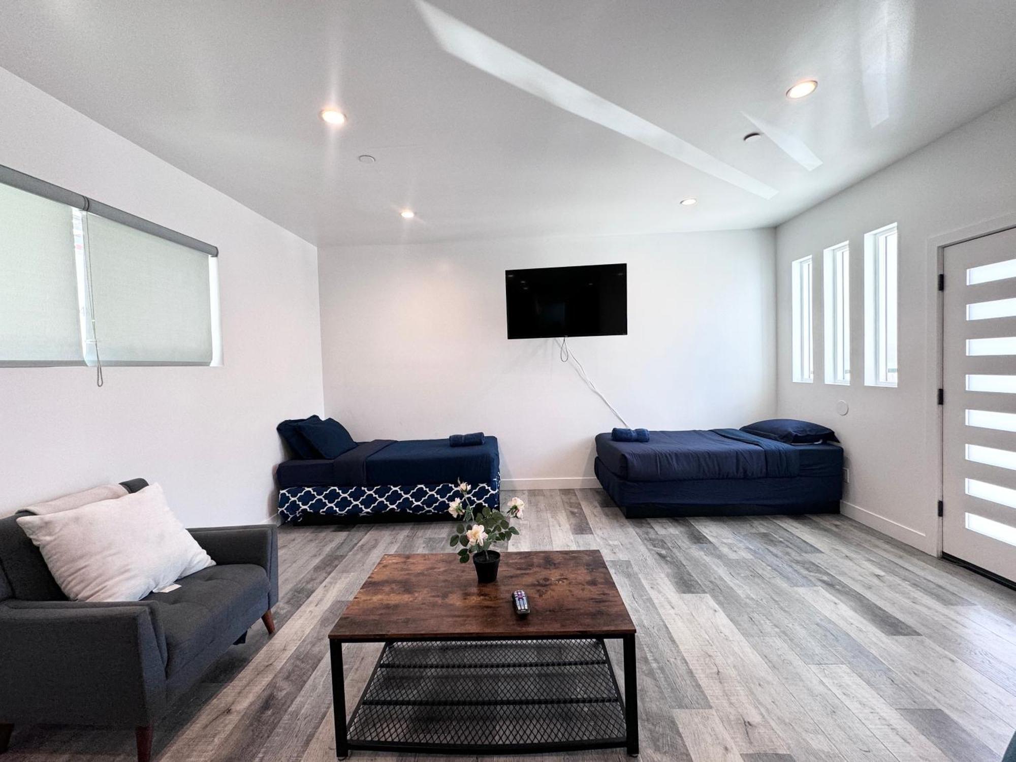 Cheerful 4Br Home With Parking In East Hollywood Лос Анджелис Екстериор снимка
